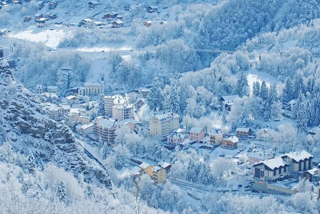 Pensee Des Alpes 2 Etoiles Ski And Spa Brides-les-Bains Eksteriør bilde
